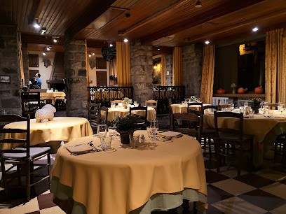 Logis Auberge De L'Abbaye, Restaurant à Signy-l'Abbaye