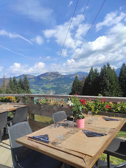 Grand Cret, Restaurant à Samoëns