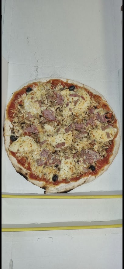 Camion Zenith Pizza Restaurant à Courbevoie