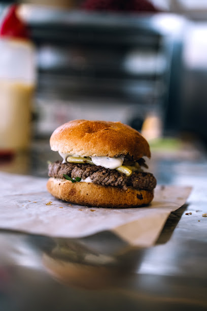 Foodtruck Le Burgerbressan Restaurant à Marlieux