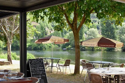 Brasserie Les Rives du Lot, Restaurant à Conques-en-Rouergue
