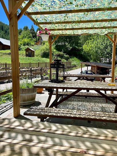 Restaurant Table D Hôtes Le Chalet, Restaurant à Roubion