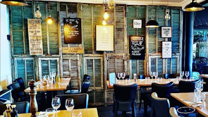 Les Voiles De Théoule, Restaurant à Théoule-sur-Mer