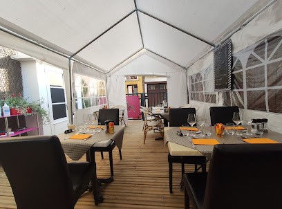 Á Table, Restaurant à Saint-Sauveur-en-Puisaye