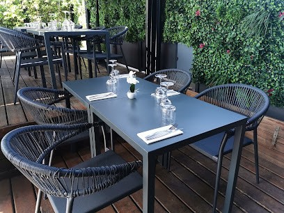 L'ostrea, Restaurant à Mandelieu-la-Napoule