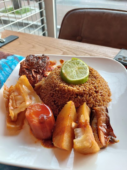 Saly Teranga, Restaurant à Creil