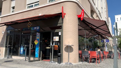 Le Vivaldi - Brasserie, Tabac, Restaurant à Louvres