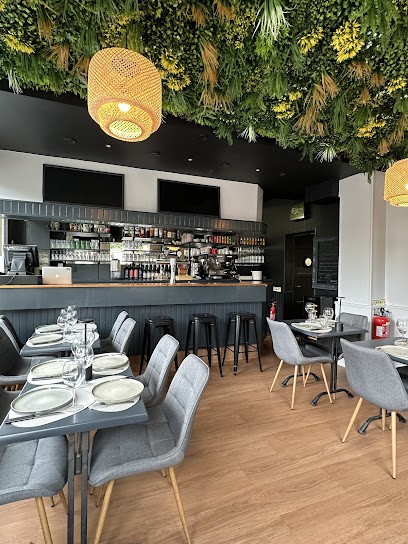 Le Sainte Anne, Restaurant à La Riche