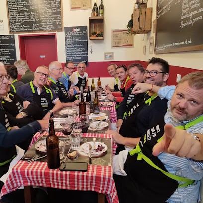 Bistrot Du Marché Chez Nénette. Bouchon Lyonnais, Restaurant aux Chères