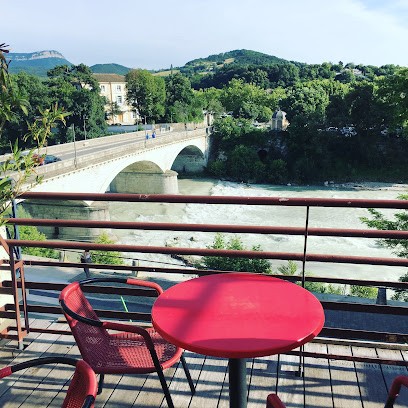 Sur Les Quais, Restaurant à Crest