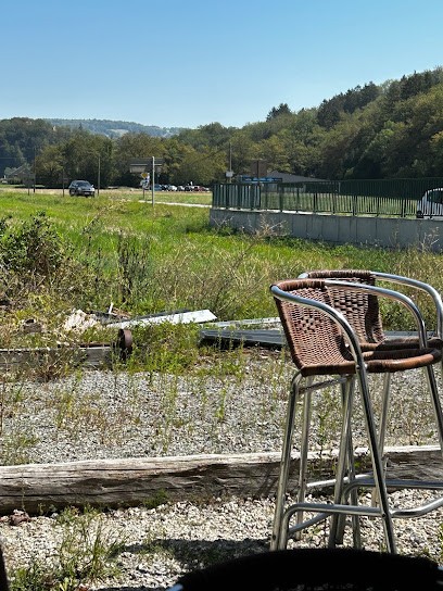 Appart'Hôtel Restaurant La Ferme De Lucien Sallenoves, Restaurant à Sallenôves