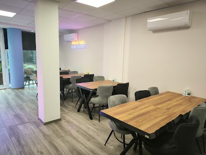 Polat Grill Restaurant, Restaurant à Thouars