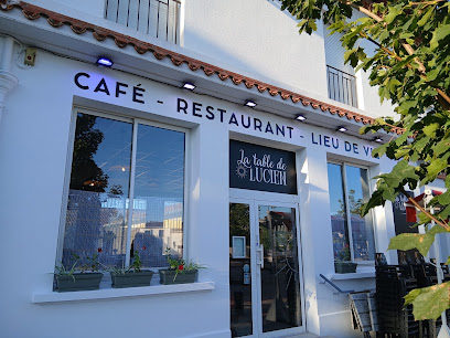La Table De Lucien Restaurant à Reyniès