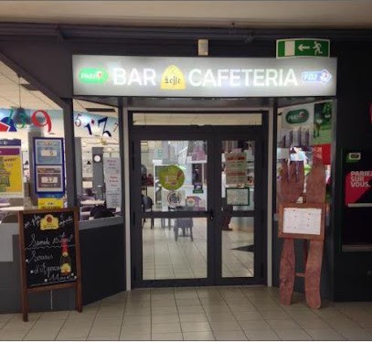 Cafétéria Du Parc, Restaurant à La Ferté Macé