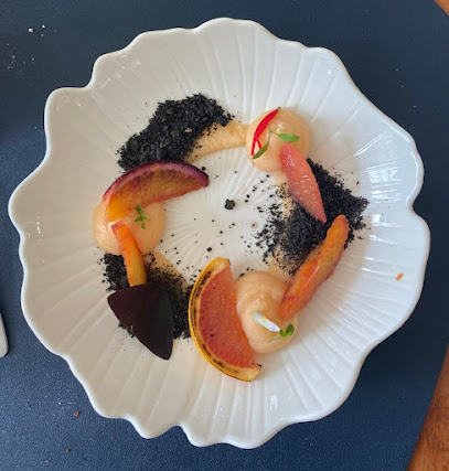 La Table Insolite/ La Cabane De La Tortillere Restaurant à Marçay