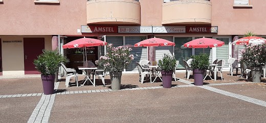 Le Saint Pierre - Bar Restaurant, Restaurant à Villieu-Loyes-Mollon