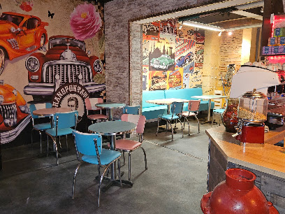 Le V8 Restaurant à Saint-Cyprien