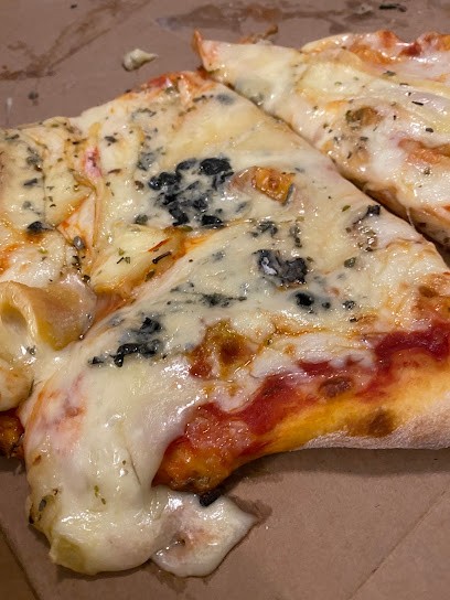 LA CALABREIZH, Restaurant à Ploumagoar