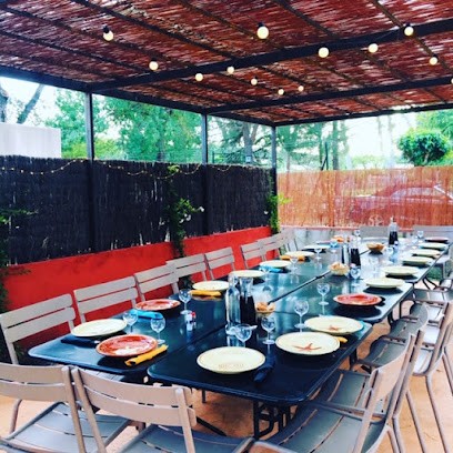 LA GUINGUETTE DU CAMPING, Restaurant à Latour-de-France