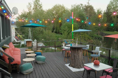 La Guinguette Canoë Restaurant à Autheuil-Authouillet