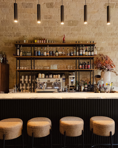 Maison Avoise Restaurant à Issy-les-Moulineaux