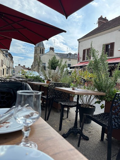 Le P'tit Chalet, Restaurant à Dampierre-en-Yvelines