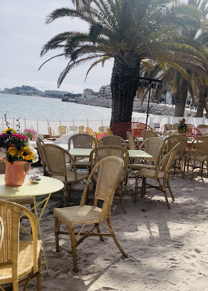 C'est La Vie Plage L Bandol Restaurant à Bandol