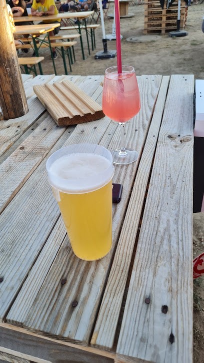 Guinguette 40 Pieds Erdre, Restaurant à Nort-sur-Erdre