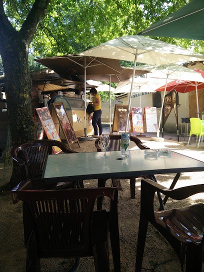 Les Terrasses du Parc de Lacroix-Laval, Restaurant à Marcy-l'Étoile