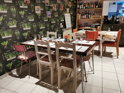 Com Chez Mamie, Restaurant à Saint-Renan