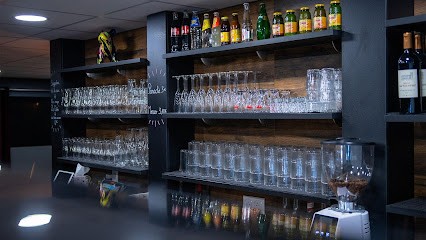 Les Copaings Bar et Tapas, Restaurant à Donneville