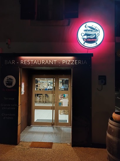 Restaurant Le Chaudron, Restaurant à Goutrens