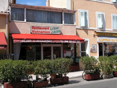 La Baie d'Along, Restaurant à Carqueiranne
