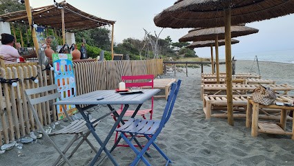 Paillotte U Punticchiu, Restaurant à Santa-Lucia-di-Moriani