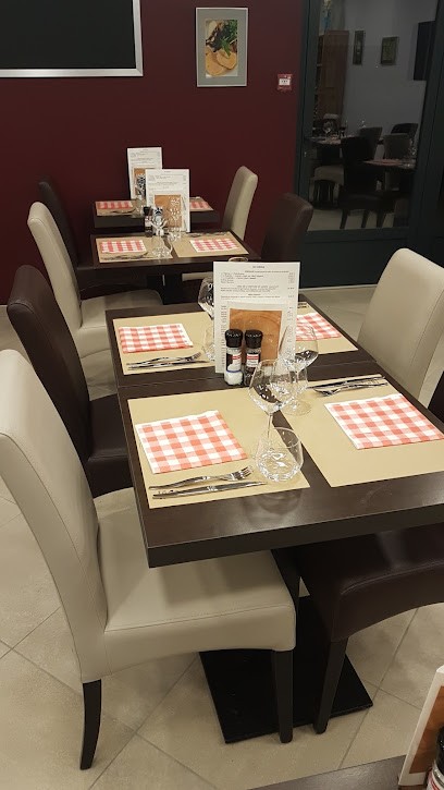 Manon's Fountain, Restaurant à Saint-Magne-de-Castillon