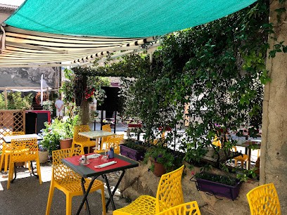 Au Bon Accueil, Restaurant à Tavel