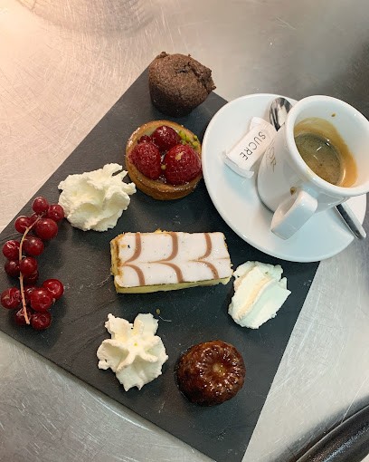 La Maison, Restaurant à Enchastrayes