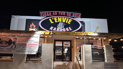 L' Envie Karaoke Restaurant à Lafox