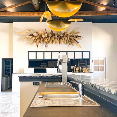 Le Café Du Soleil, Restaurant à Eyragues