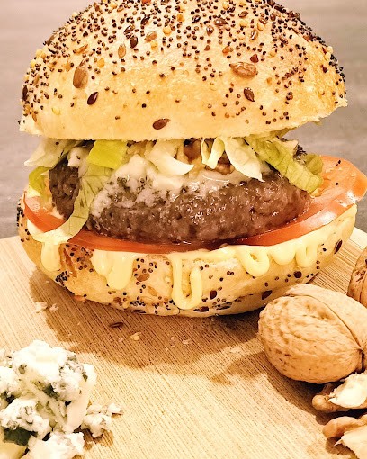 West Corner Lussac, Restaurant à Lussac