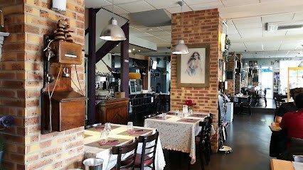 Bella Carlotta, Restaurant au Trait