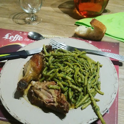 Chez Isa, Restaurant à La Roche-en-Brenil