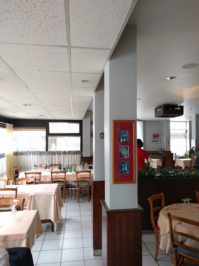 L'Auberge De La Roseraie, Restaurant à Gennevilliers
