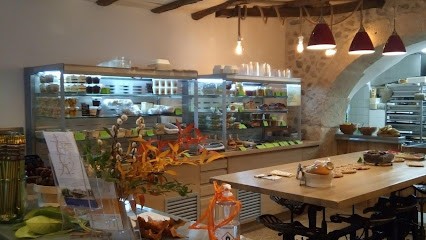 Art Home, Restaurant à Dieulefit