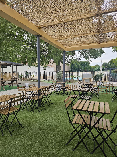 Mignon Snack Piscine Restaurant à Saint-Paul-Trois-Châteaux