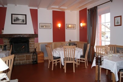 Le Pont Bleu, Restaurant à Saint-Pair-sur-Mer