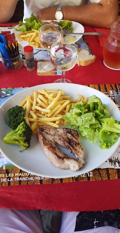 Dynamic Club, Restaurant au Tallud