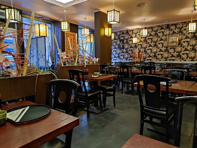 Chiyoda, Restaurant à Croix