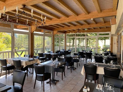 Restaurant Les Lodges Du Lac, Restaurant à Saint-Alban-de-Montbel
