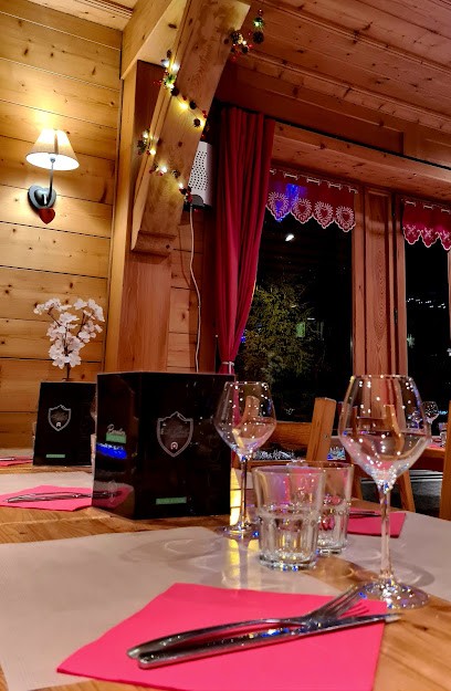 Restaurant Le Corti Des Saveurs, Restaurant à Sixt-Fer-à-Cheval